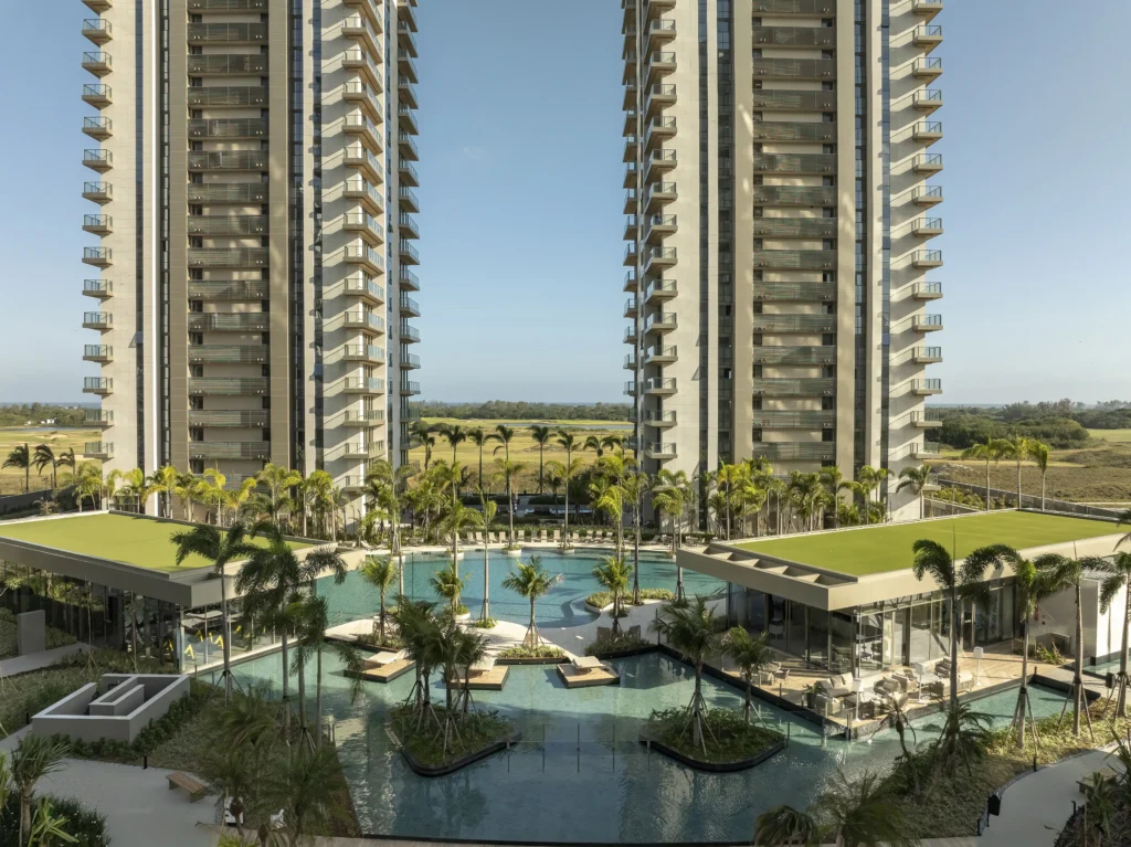 14 - Vista aérea Espelho dágua e piscinas