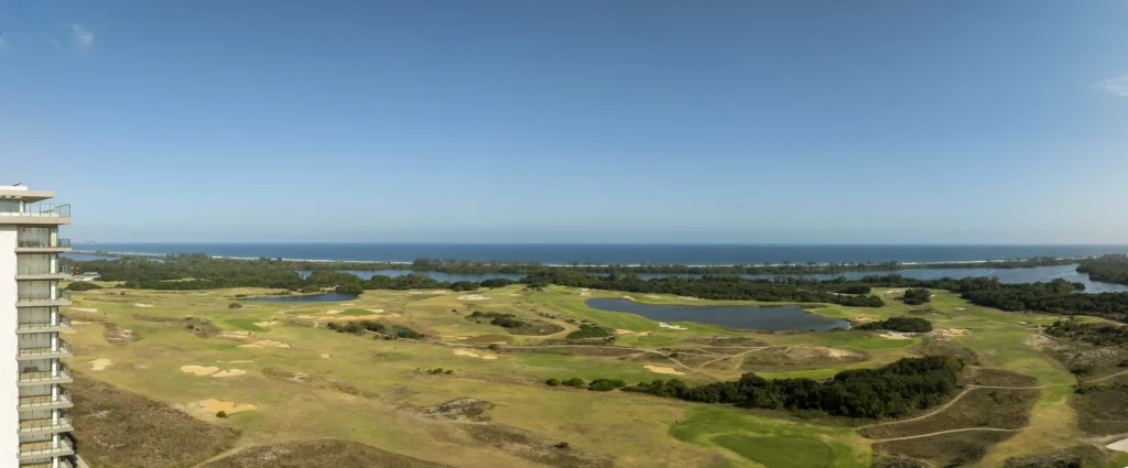 42 - Vista Oceana 4.000 para golfe e mar